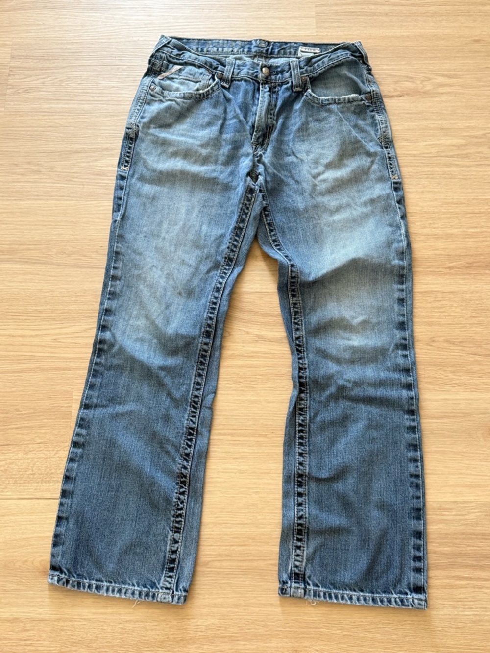 Ariat Men’s Straight-Leg slim Jeans in Faded Blue 34x34